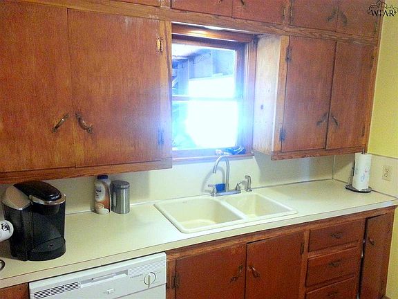 4th image of 3010 Spearman Dr