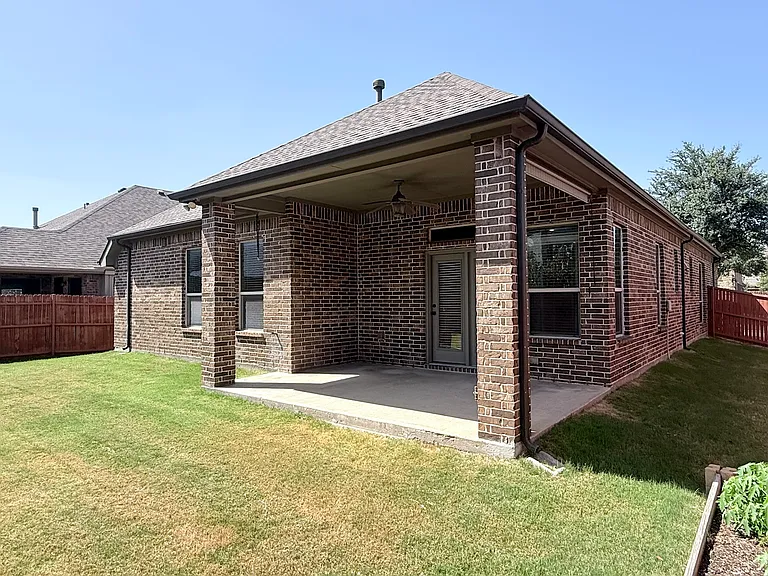 2612 Patriot Dr — Photo 34