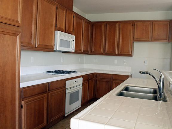 5th image of 43853 Sierra Vista Dr