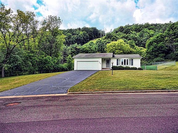 2nd image of 304 Burd Dr