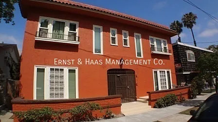 33 Orange Ave #2