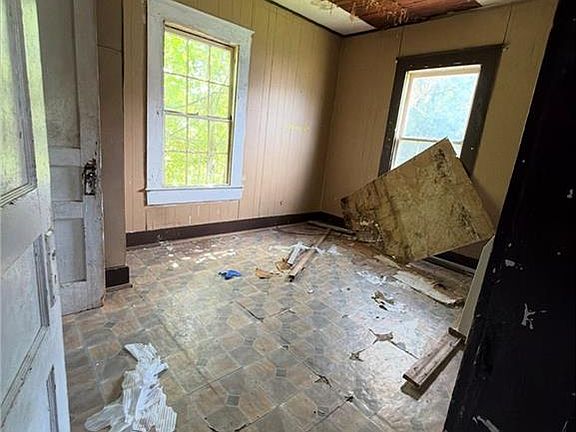 4th image of 1607 Warshauer St