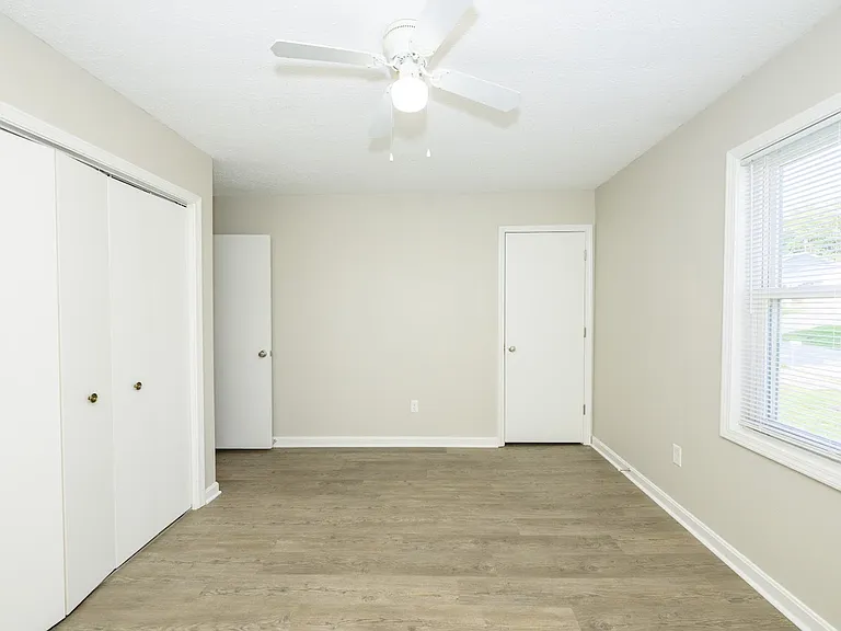 173 Creekvale Dr #13 — Photo 12