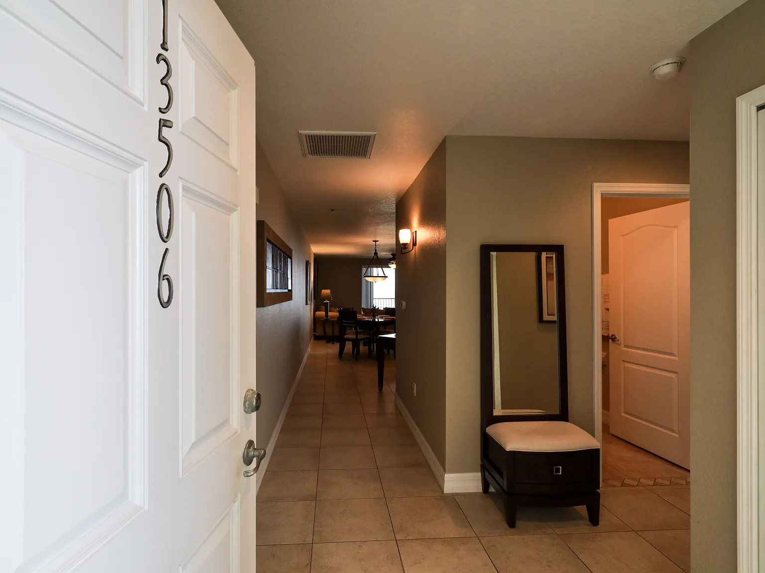 2 bed, 1389 sqft, $3,000 — Photo 4