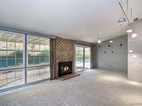 4th image of 2026 Finch Ln