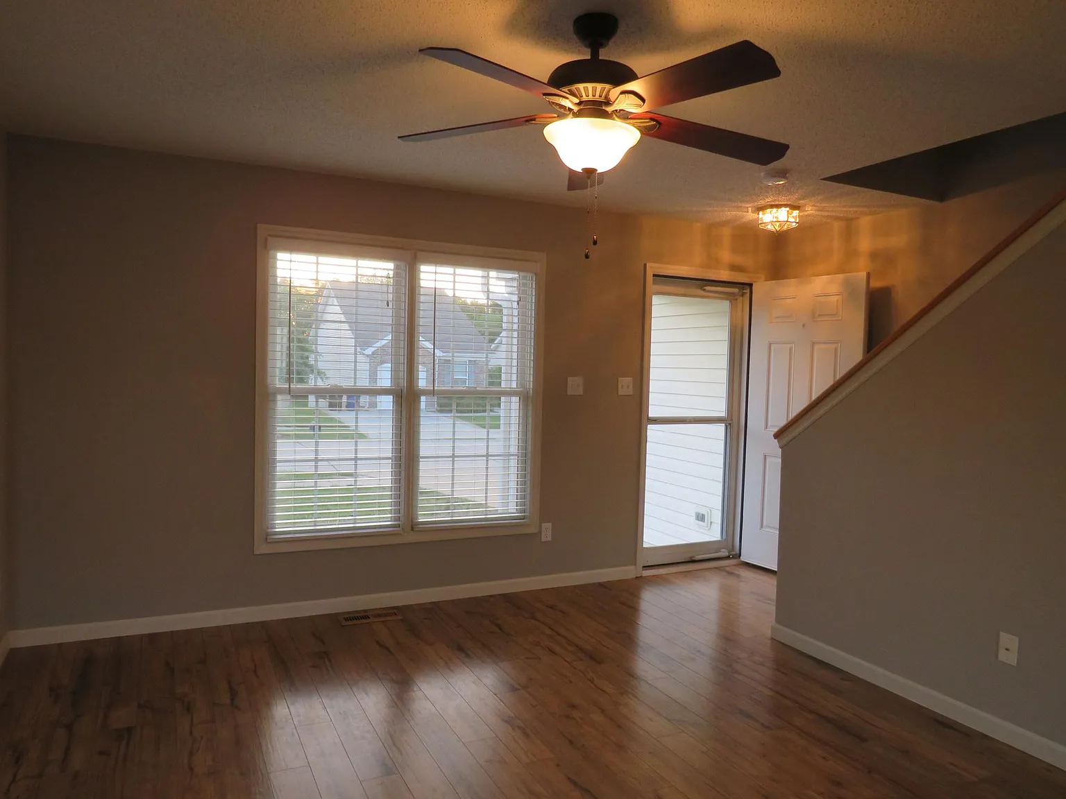 2 bed, 1206 sqft, $1,725 — Photo 3