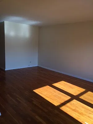 Rented by Roberto Guilbet, LREB | media 22