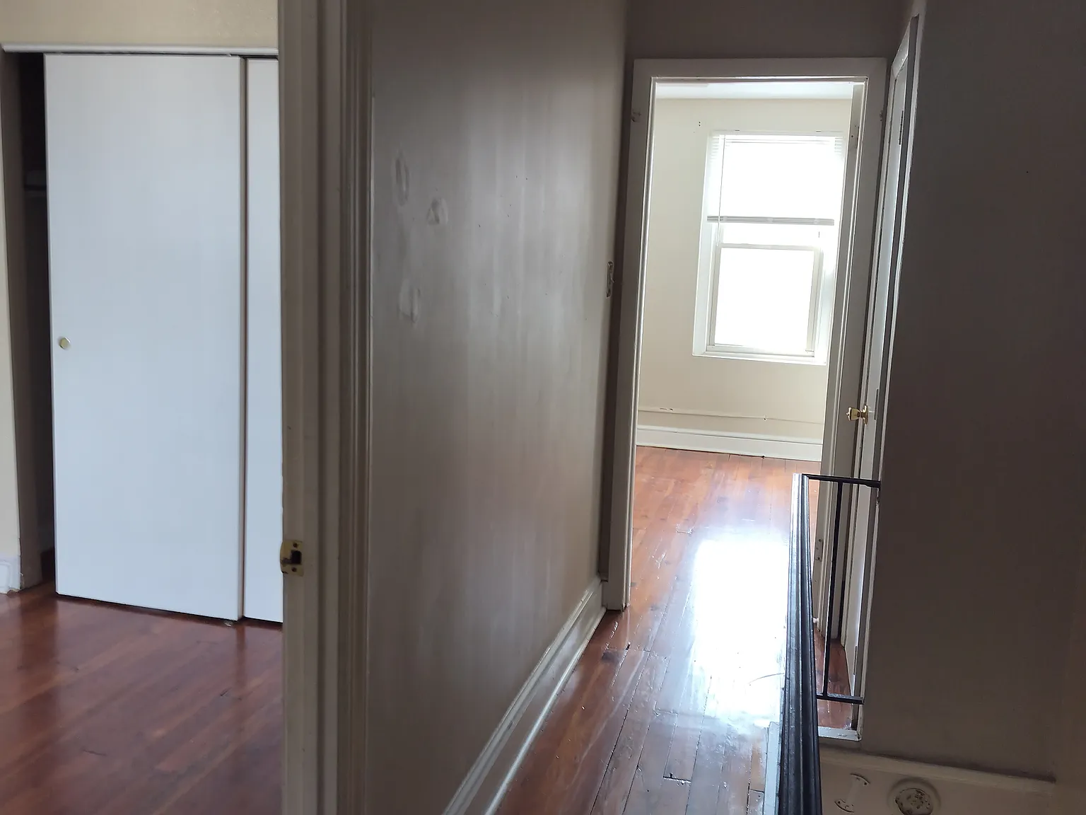 1837 Daly St — Photo 4