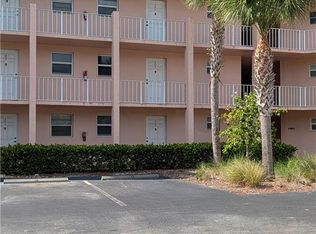 400 Forest Lakes Blvd APT 106, Naples, FL 34105