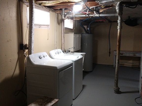 New Washer/Dryer in Basement