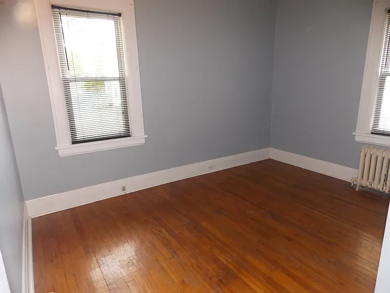 819 Cherry St — Photo 15