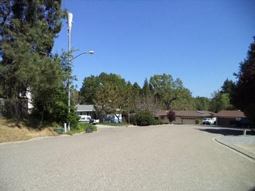 2nd image of 111 Gold Pan Ct