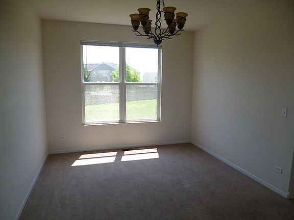 5th image of 24406 Glenbrook Ct