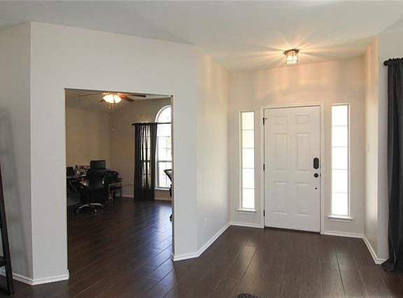 3rd image of 17102 Zola Ln
