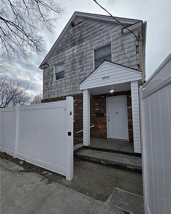 1st image of 2642 Coyle St