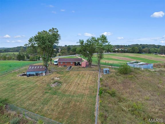 3rd image of 4109 State Highway 34