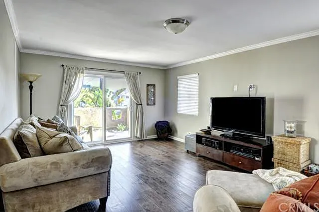 2301 Clark Ln #1 — Photo 5