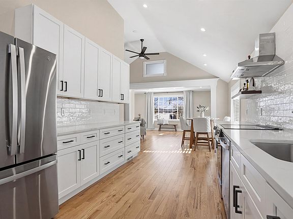 3rd image of 50 Cobbetts Pond Road