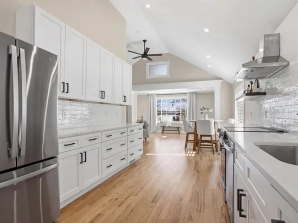 50 Cobbetts Pond Road, Windham, NH 03087