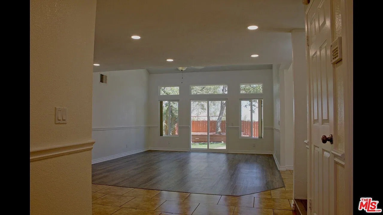 3 bed, 2.0 bath, 1772 sqft, $3,700 — Photo 1