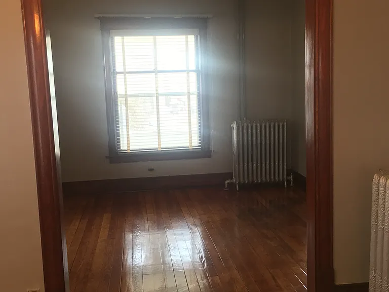 2516 Wirt St — Photo 18