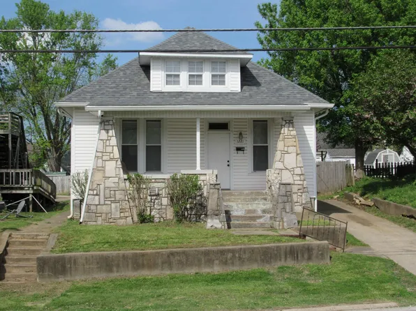 1221 Clay St, Henderson, KY 42420