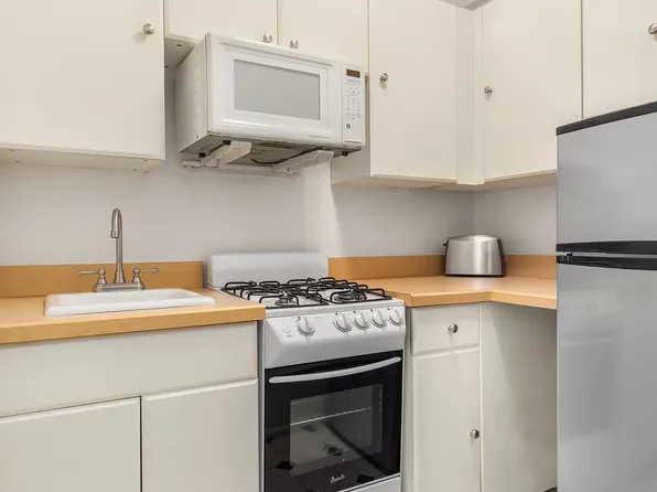 200 West 79th Street image 5 of 8