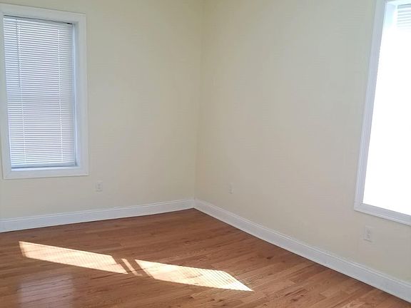 2nd image of 11 Gardner Ave APT 34M