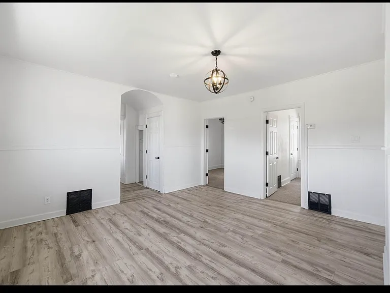 3205 N 3rd St — Photo 12
