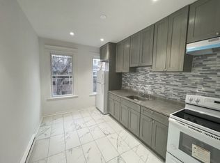 205 N Clinton St #1F, East Orange, NJ 07017