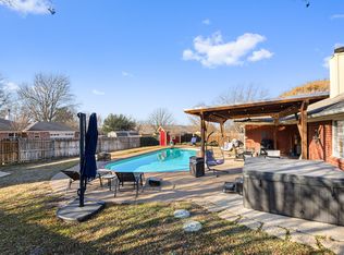 1701 Oakmeadow Dr, Decatur, TX 76234