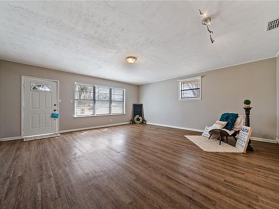 2nd image of 11002 Sunny Dr