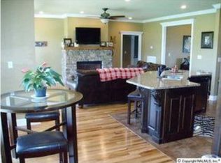 18 Trisha Dr, Grant, AL 35747