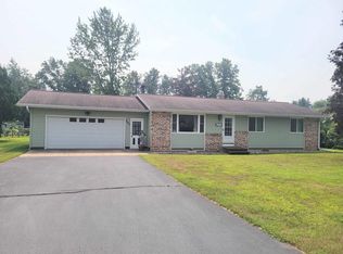 2621 Springville Dr, Plover, WI 54467