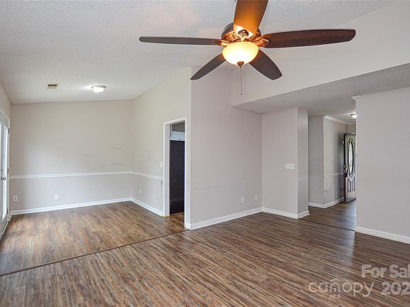 5th image of 5114 Darby Dr