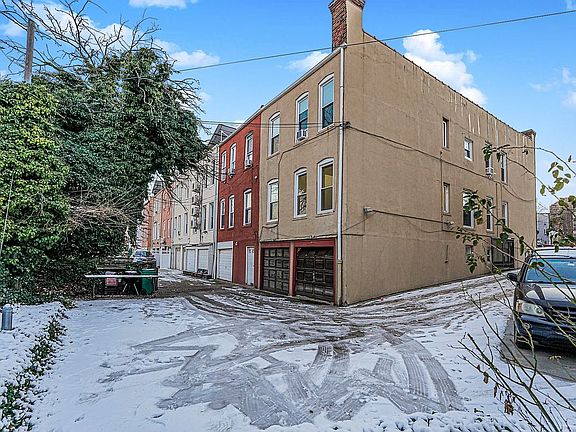 4th image of 1345 E 38th St #1