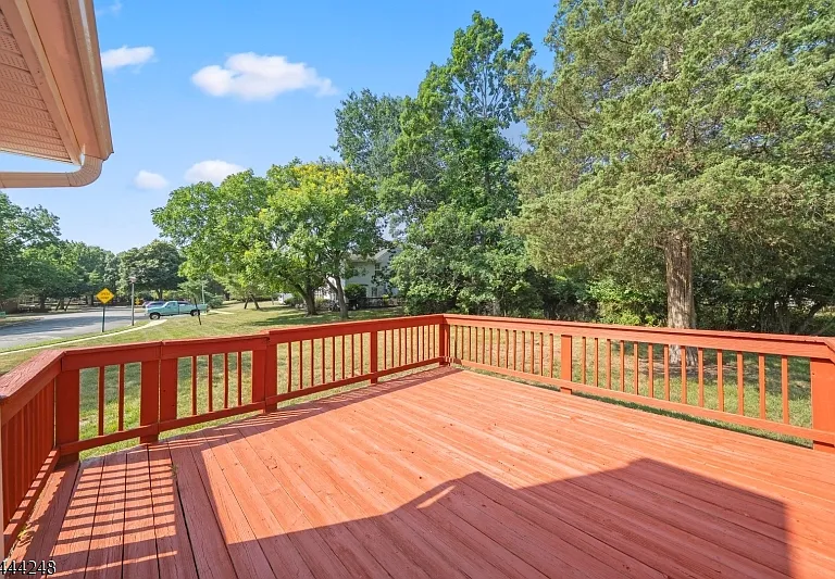 123 Harrow Dr — Photo 19