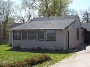 132 N Cedar St, Valparaiso, NE 68065