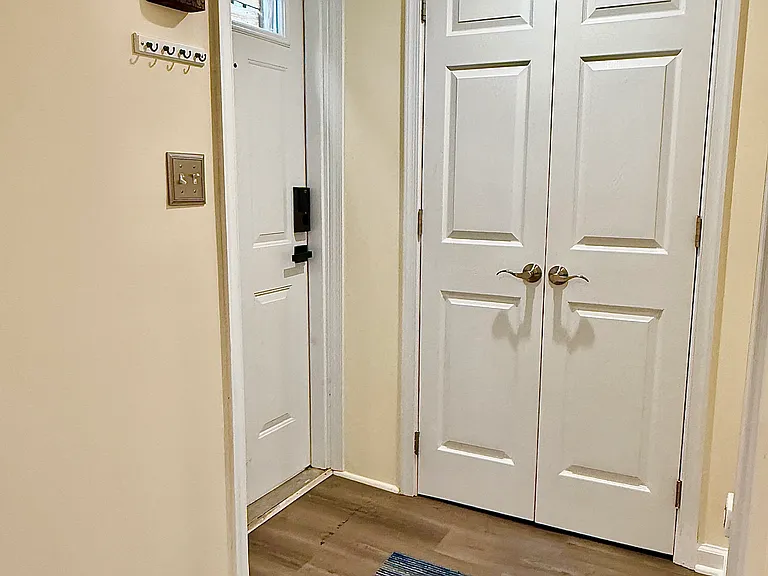 10211 McKenney Ave #B — Photo 11