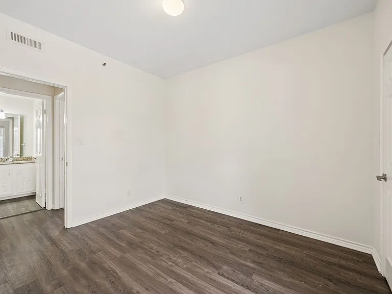 3105 San Jacinto St #220 — Photo 26