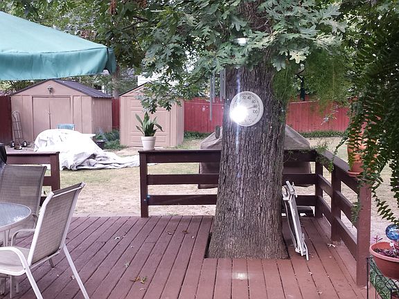 Deck with Oak Gree