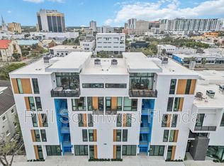 1558 4th St, Sarasota, FL 34236