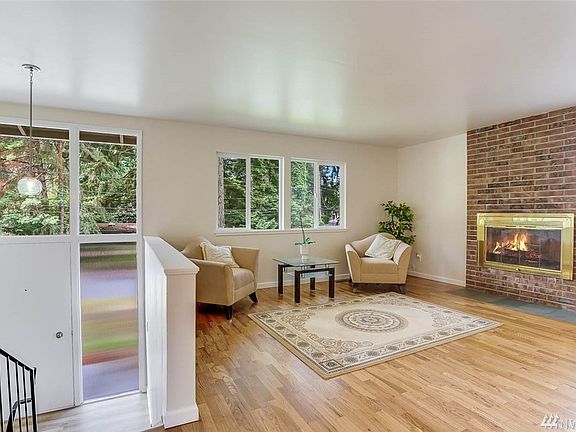 3rd image of 1718 146th Ave SE