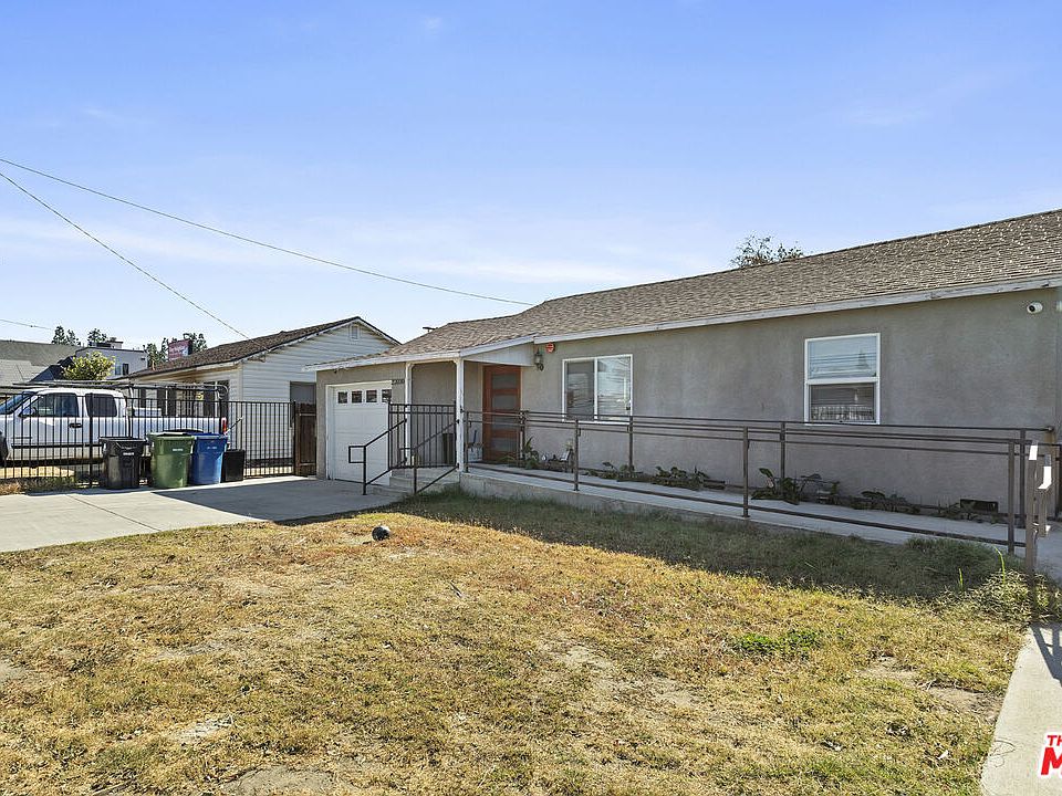 2nd image of 22030 Saticoy St