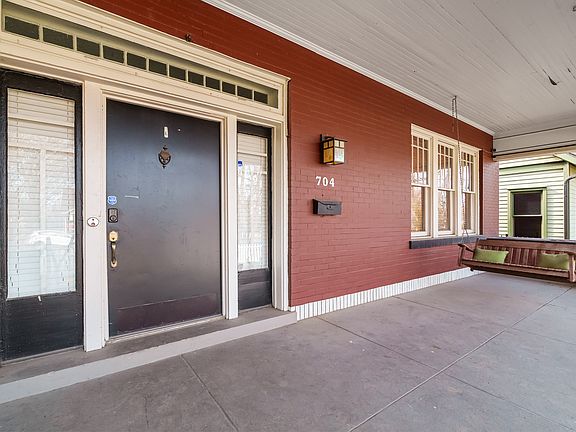 4th image of 704 Shelby Ave