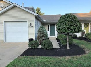 6373 Forest Park Dr, North Ridgeville, OH 44039
