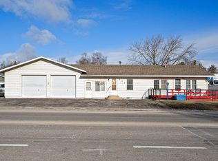 220 20th St NW, Faribault, MN 55021