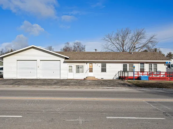 220 20th St NW, Faribault, MN 55021