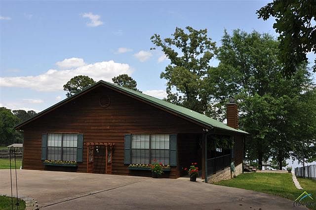 1st image of 22739 Lakeside Dr