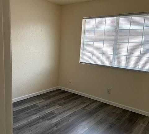 5th image of 91 Nedra Ct APT 3